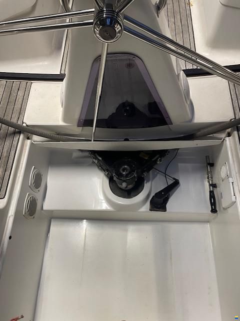 Dufour 40 Performance