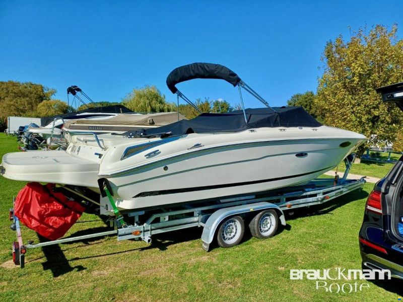 Sea Ray 240 SSE Sunsport
