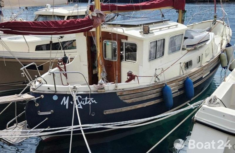 Northshore Yachts Fisher 34