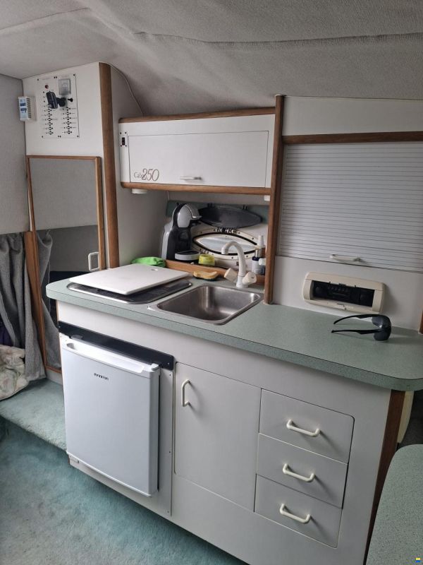 Larson Cabrio 250
