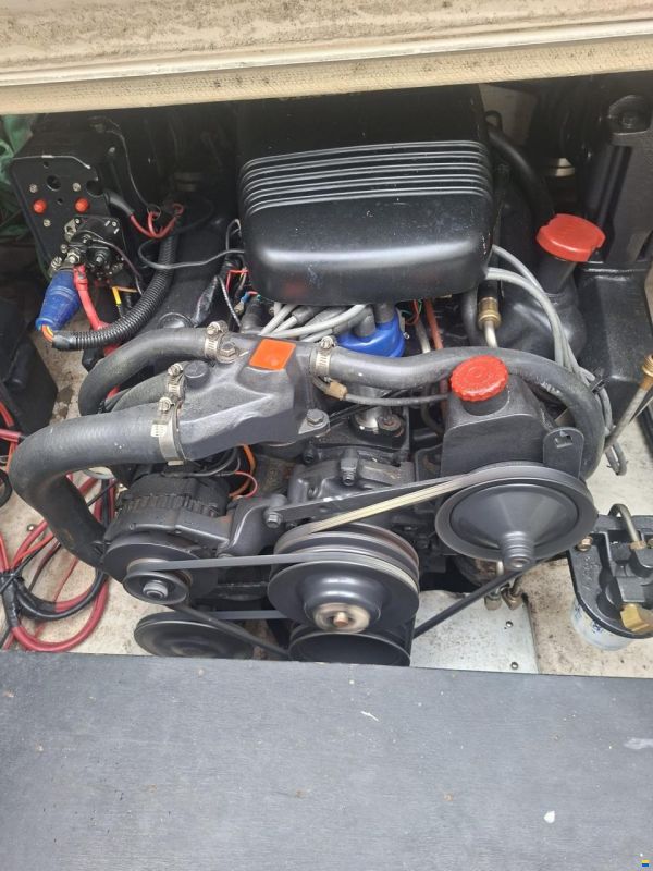 Larson Cabrio 250