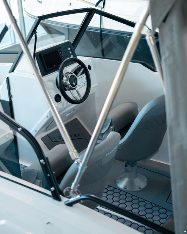 Coaster 515 Bow Rider