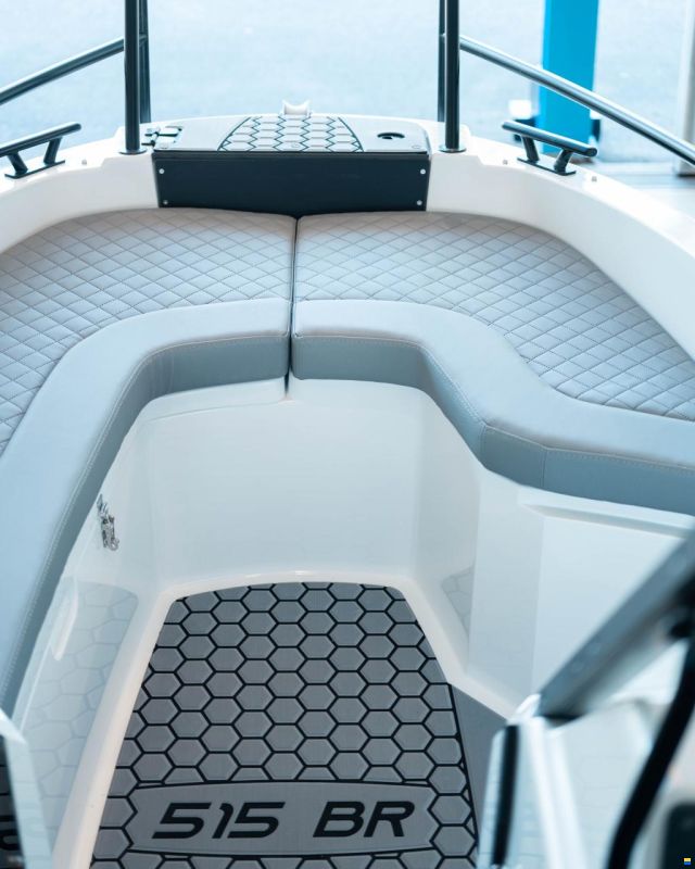 Coaster 515 Bow Rider