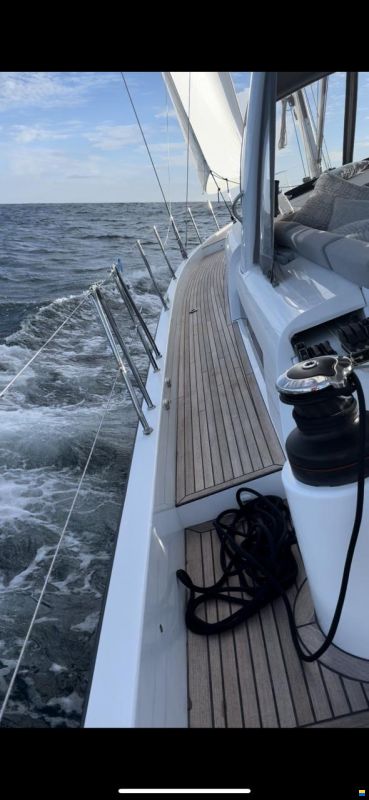 Beneteau Oceanis Yacht 60