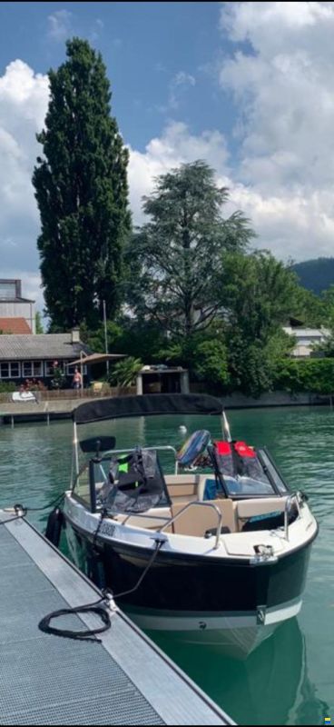 Quicksilver Activ 555