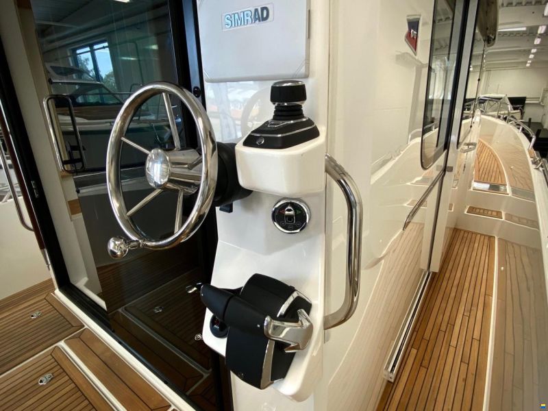 Nimbus C11