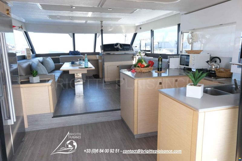 Fountaine Pajot MY 44