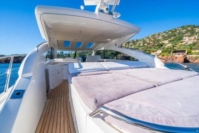 Princess V53