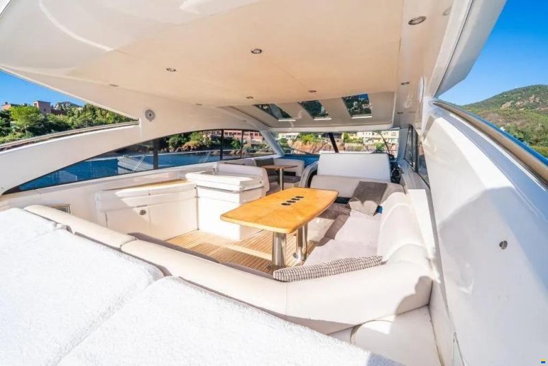 Princess V53