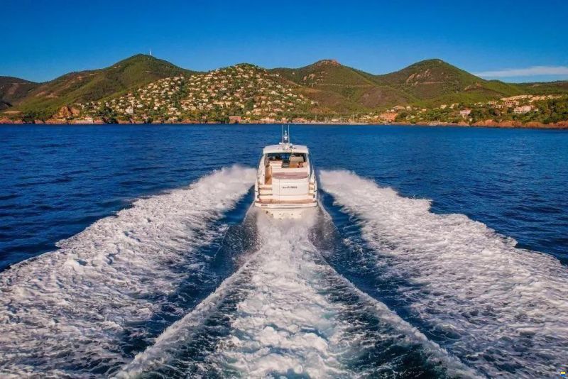 Princess V53