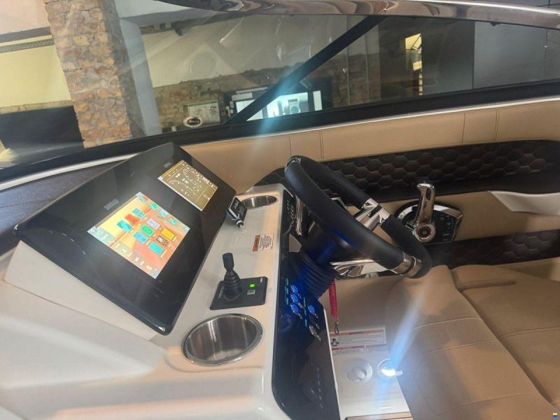 Sea Ray 250 SunSport