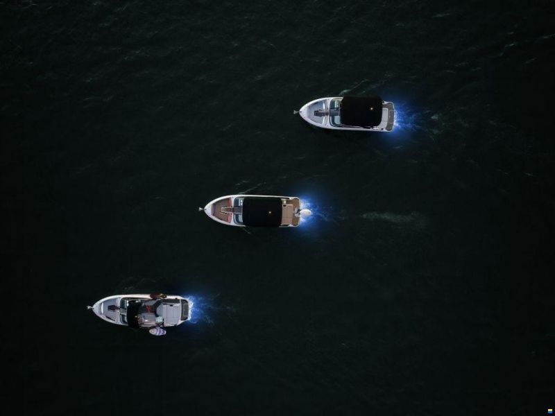 Sea Ray SLX 260