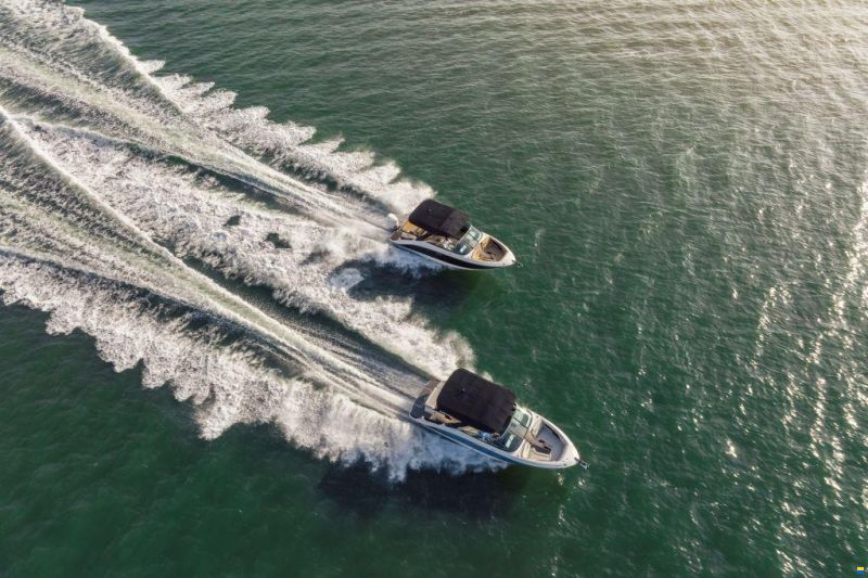 Sea Ray SLX 260