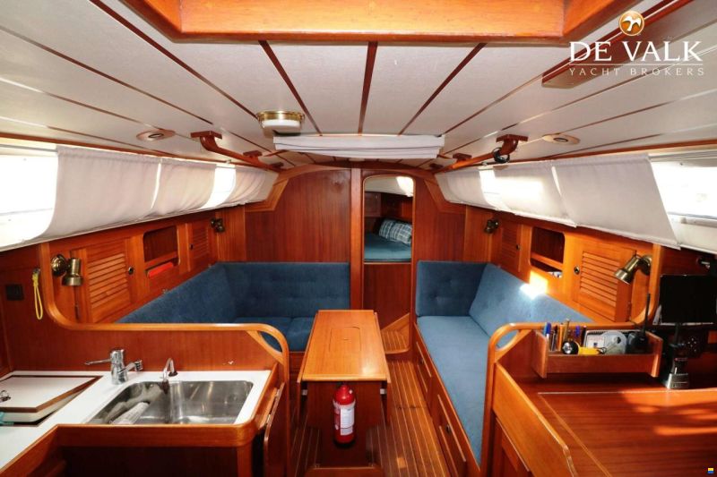 Hallberg-Rassy 34