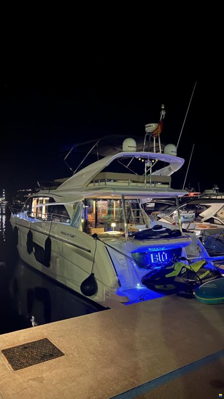 Absolute Fly 52