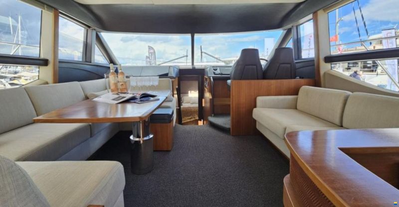 Princess V52 Fly