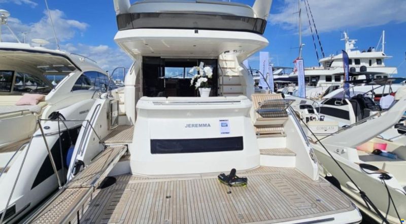 Princess V52 Fly