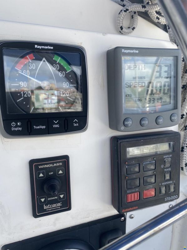 Fountaine Pajot Tobago 35