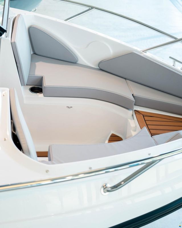 Coaster 600 Bow Rider