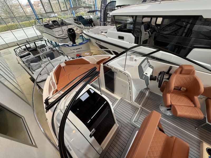 Coaster 600 Bow Rider