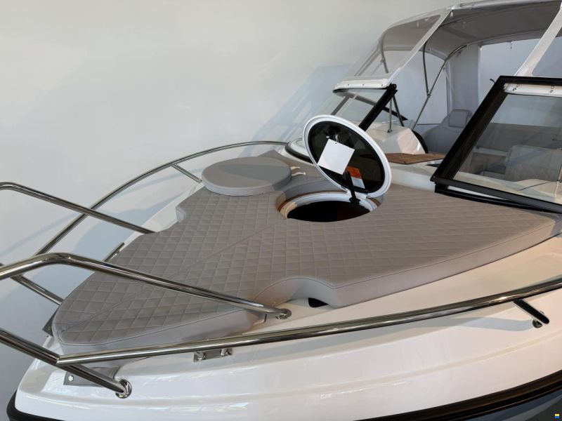 Coaster 600 Day Cruiser