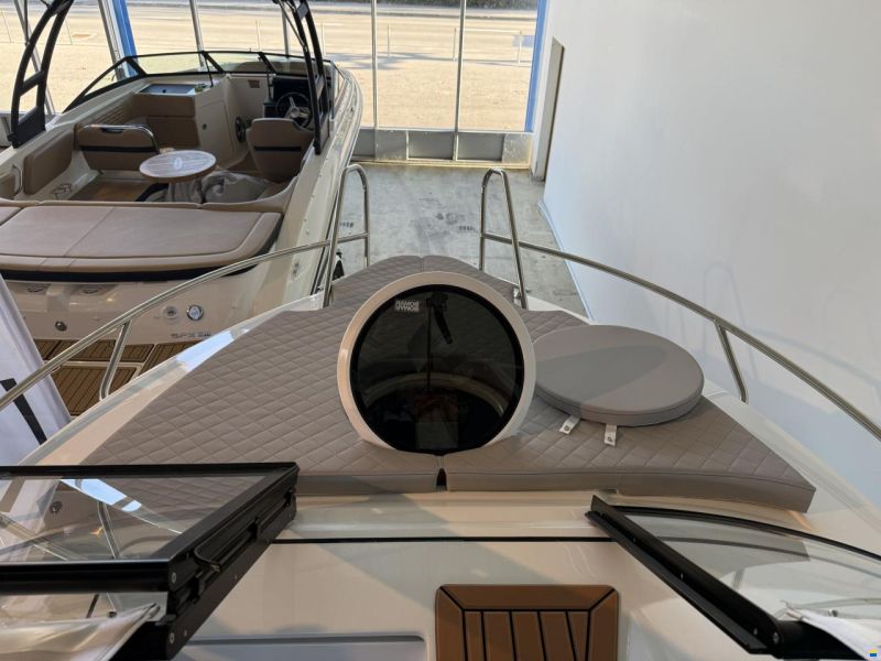 Coaster 600 Day Cruiser