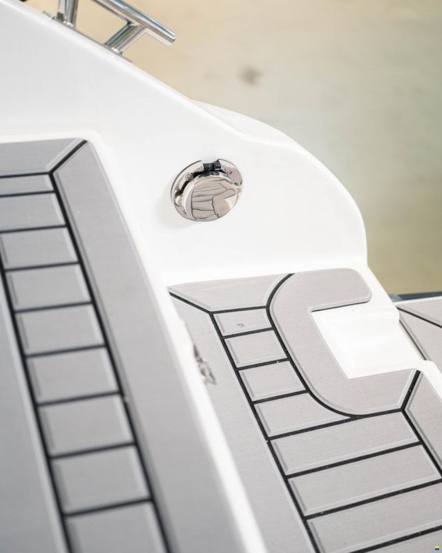 Coaster 600 Day Cruiser