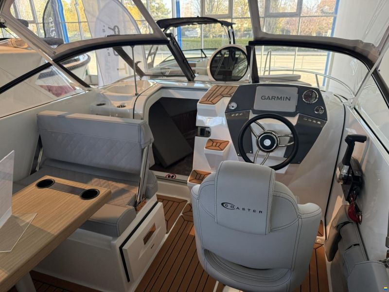 Coaster 600 Day Cruiser