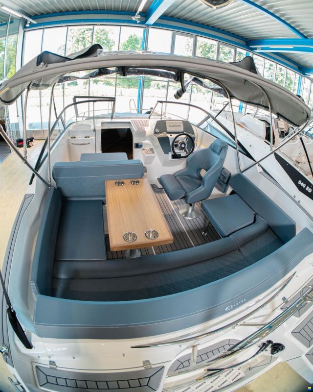 Coaster 600 Day Cruiser