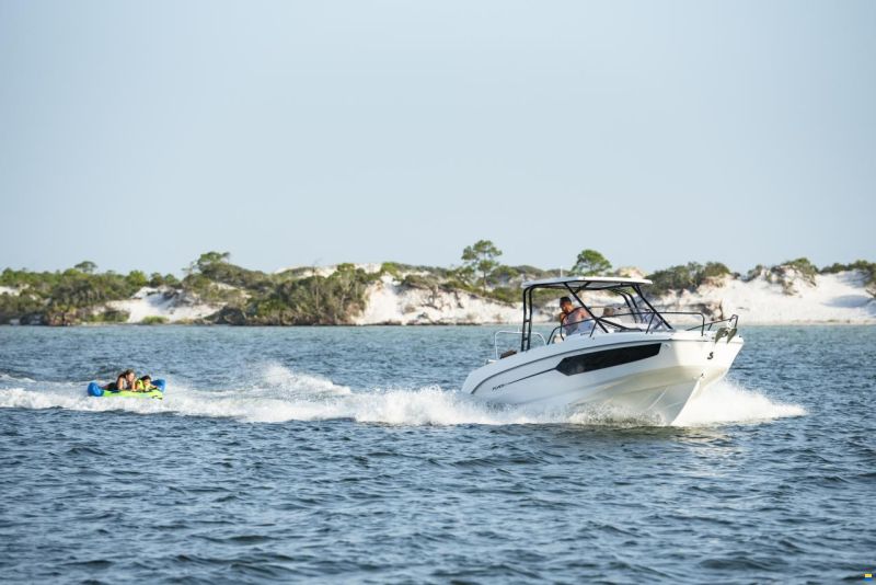 Beneteau Flyer 8 Sundeck V2