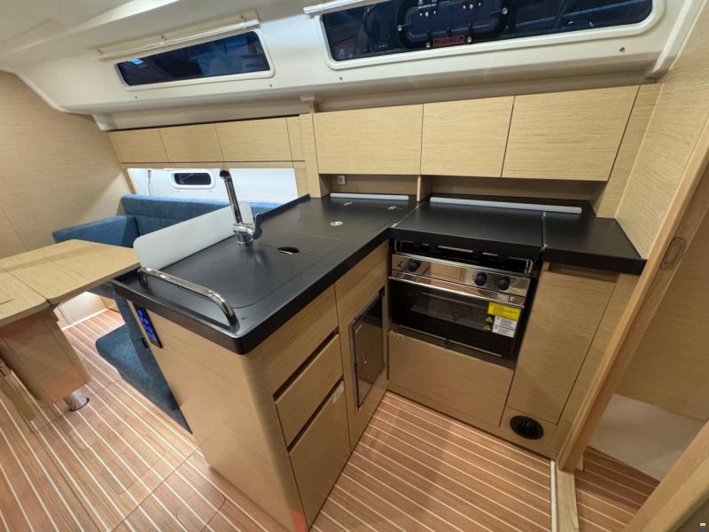 Hanse 348 - ERSTAUSLIEFERUNG!