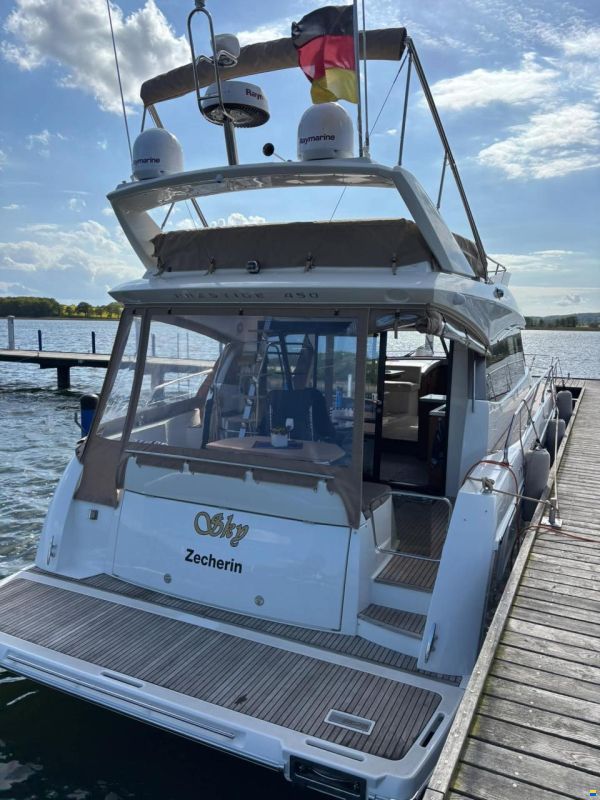 Prestige 450 Fly