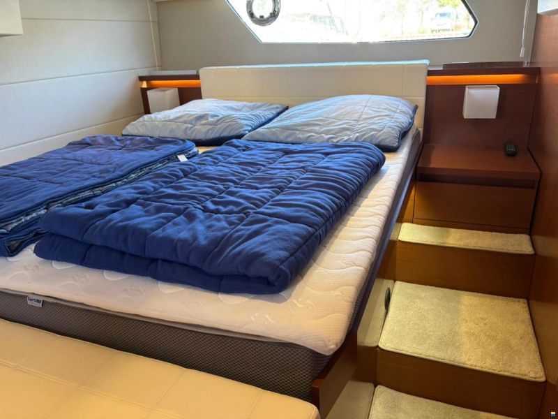 Prestige 450 Fly