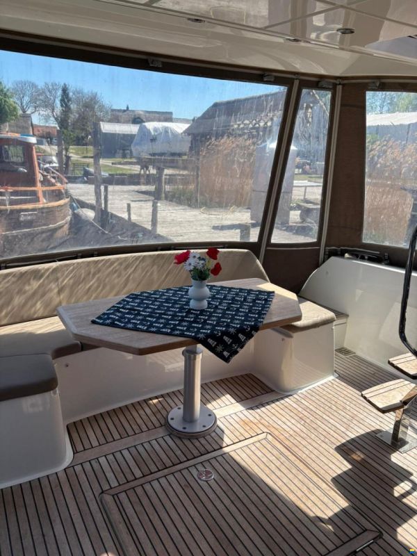 Prestige 450 Fly