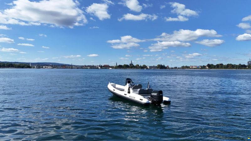 Hydrohulls HH6