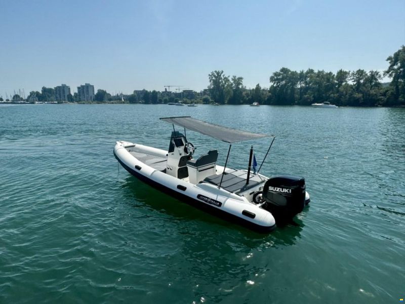 Hydrohulls HH6