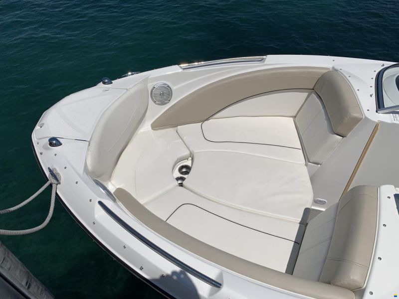 Bayliner 235