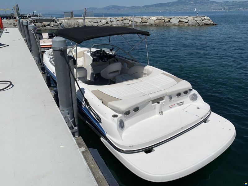 Bayliner 235