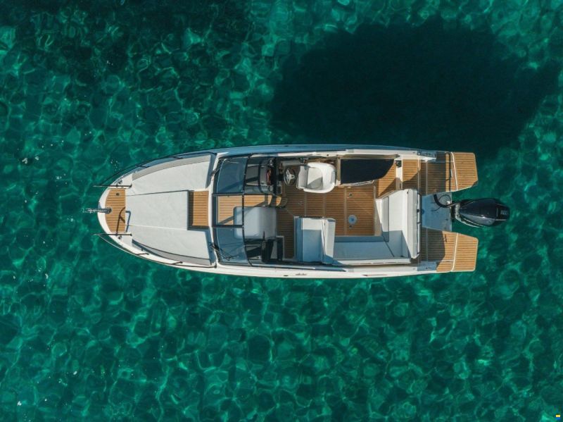 Quicksilver ACTIV 755 CRUISER