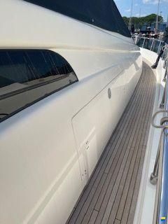 Ferretti 681