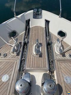 Ferretti 681
