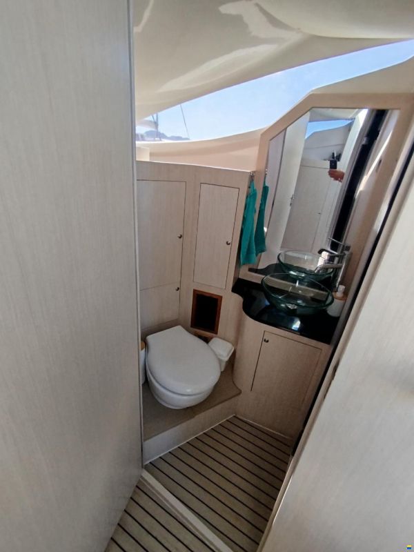 Noah 36 CABIN