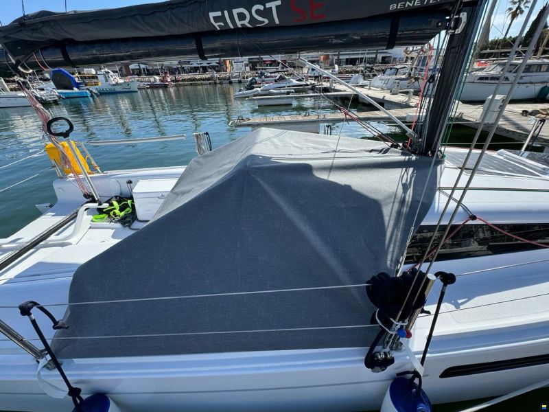 Beneteau First 27