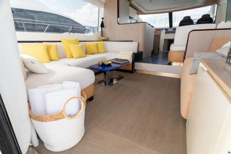 Azimut 60
