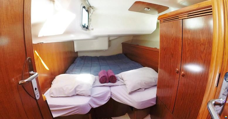 Jeanneau Sun Odyssey 43
