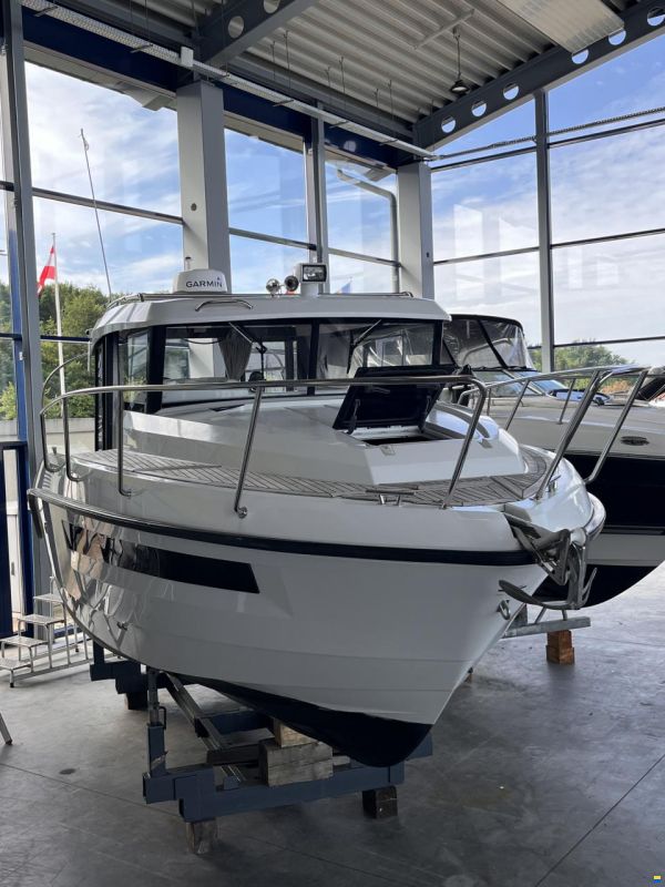 Finnmaster P8 (PILOT 8)