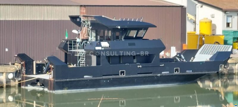 Cantiere Navale Vittoria Ladungsboot