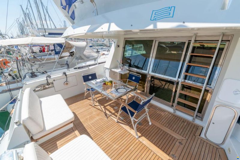 Ferretti Altura 52S