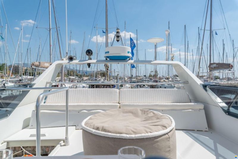 Ferretti Altura 52S