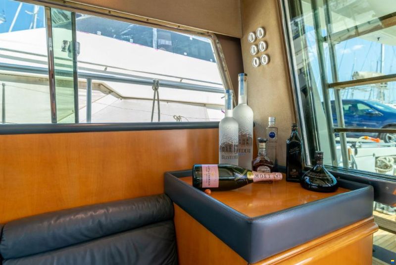 Ferretti Altura 52S